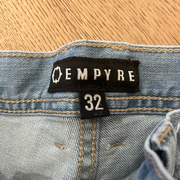 Empire ripped Jeans - Picture 5 of 5